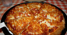 350 slices of pizza are consumed each second in USA.